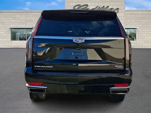 Certified 2023 Cadillac Escalade Premium Luxury AWD/4WD image 6