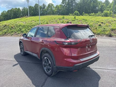 Used 2026 Nissan Rogue SV AWD/4WD image 7