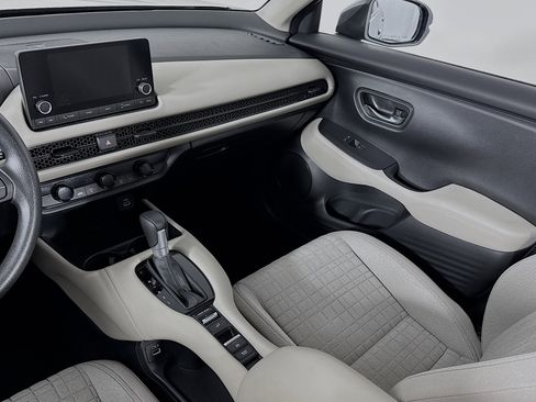 Certified 2023 Honda HR-V LX image 21