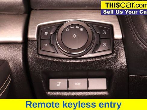 Used 2016 Ford Explorer Platinum image 20