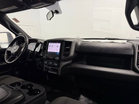 Used 2024 RAM 2500 Tradesman w/ Chrome Appearance Group image 24