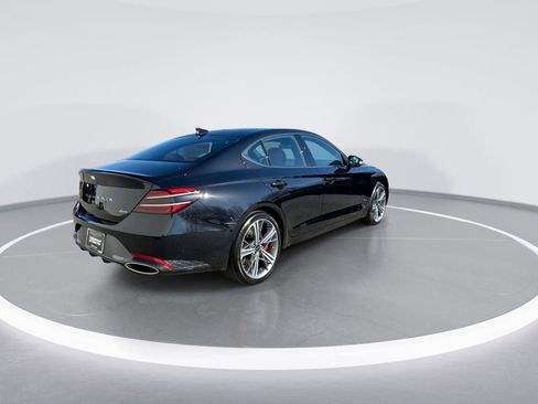 Used 2025 Genesis G70 2.5T w/ Sport Prestige Package image 8