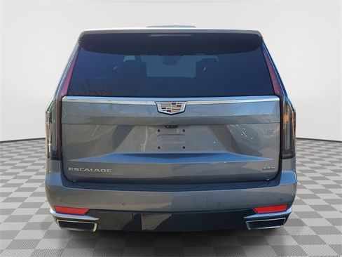 Used 2021 Cadillac Escalade Premium Luxury w/ Driver Assist Tech Package image 5