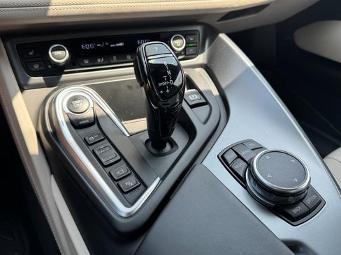Used 2015 BMW i8 AWD/4WD image 16