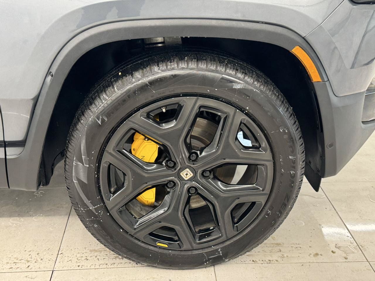 Used 2022 Rivian R1S Launch Edition Quad AWD/4WD image 41