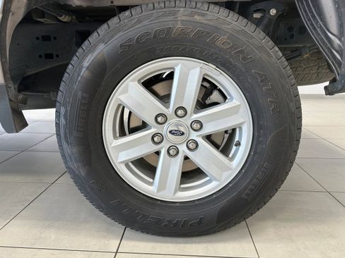 Used 2022 Ford F150 XLT w/ Trailer Tow Package image 8