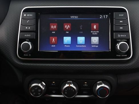 New 2025 Nissan Kicks Play S image 28