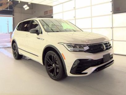 Used 2023 Volkswagen Tiguan SE R-Line