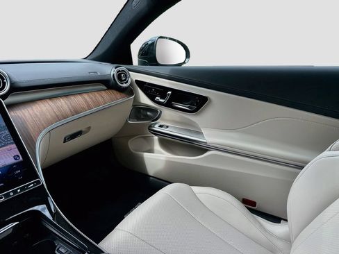 Used 2026 Mercedes-Benz CLE 300 4MATIC Coupe image 25