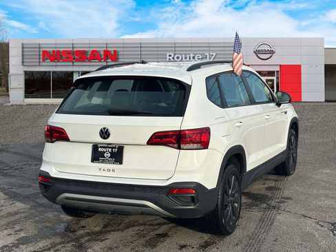 Used 2024 Volkswagen Taos S image 4