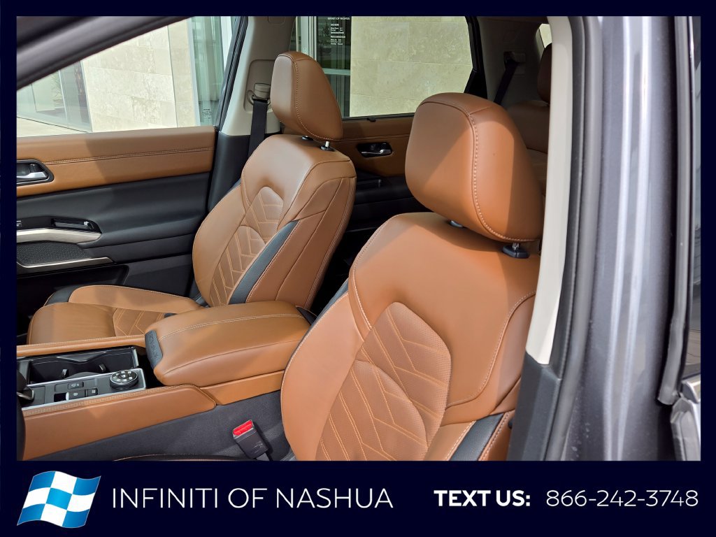 Used 2023 Nissan Pathfinder Platinum AWD/4WD image 10