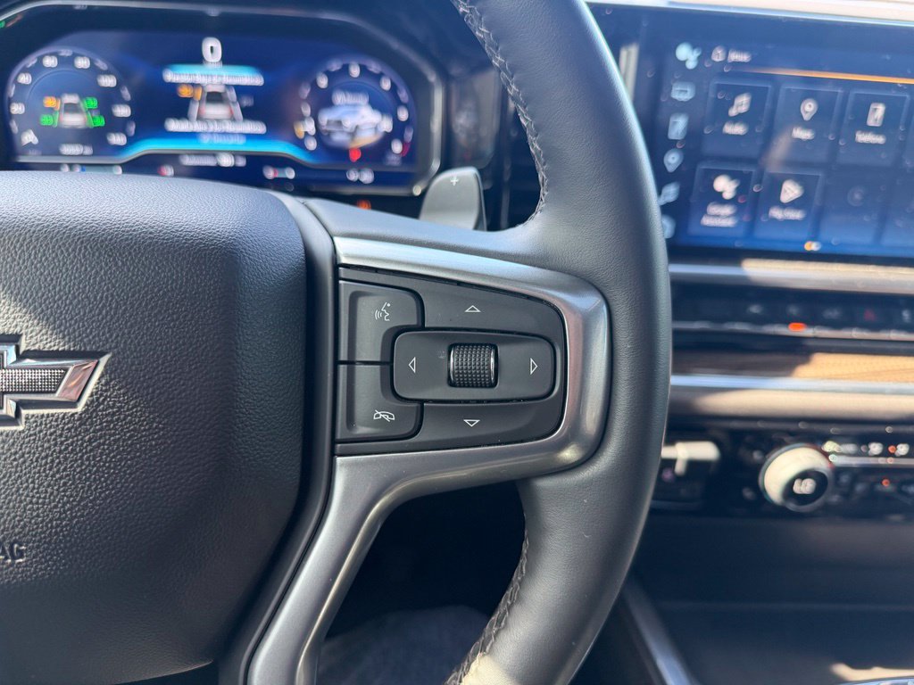 Used 2024 Chevrolet Silverado 1500 LT Trail Boss w/ Convenience Package II AWD/4WD image 8