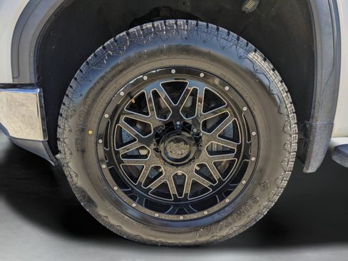 Used 2019 GMC Sierra 1500 SLT w/ SLT Premium Plus Package AWD/4WD image 37