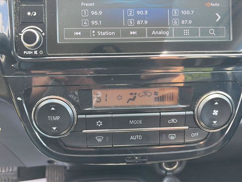 Used 2024 Mitsubishi Mirage ES FWD image 17