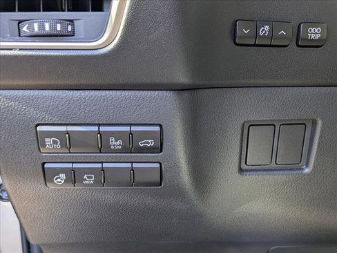 Used 2021 Lexus NX 300 F Sport w/ F Sport Premium Package FWD image 11