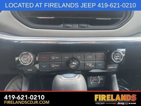 Used 2024 Jeep Compass Limited image 26