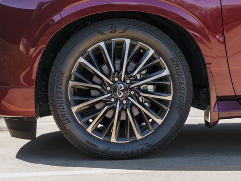 Used 2025 INFINITI QX80 Autograph w/ Autograph Exterior Package image 30