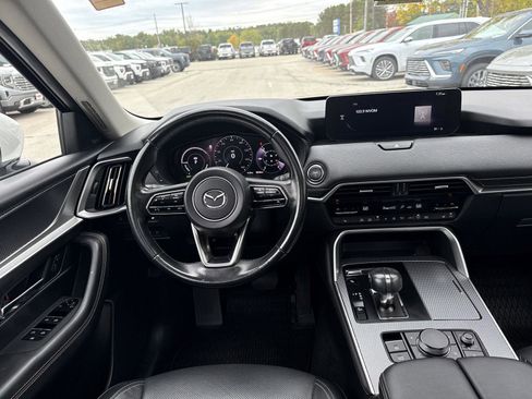 Used 2024 MAZDA CX-90 Plug-In Hybrid w/ Premium Pkg image 17