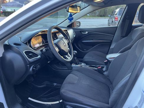 Used 2016 Dodge Dart SE w/ Convenience Group image 7