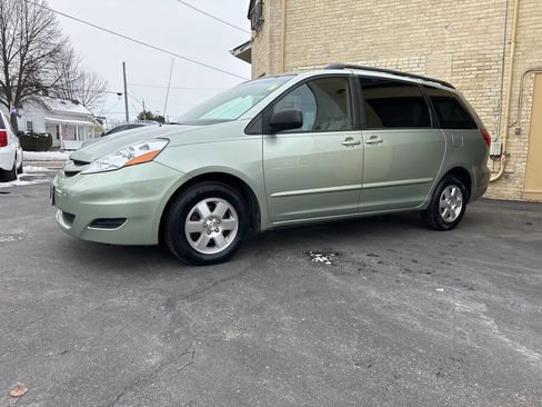 Used 2006 Toyota Sienna LE image 1