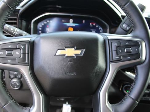 Used 2024 Chevrolet Silverado 3500 LT AWD/4WD image 25