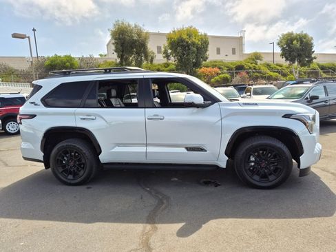 Used 2025 Toyota Sequoia Platinum w/ TRD Off-Road Package AWD/4WD image 5
