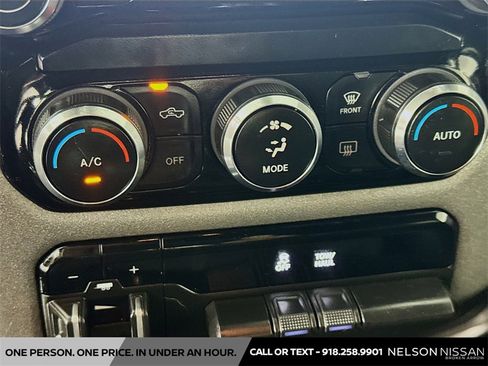 Used 2024 RAM 2500 Tradesman w/ Chrome Appearance Group image 16