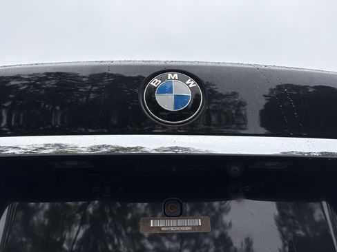 Used 2014 BMW 750Li xDrive image 11