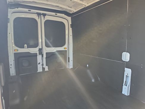 New 2026 Ford Transit 250 148 Medium Roof image 15
