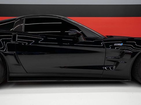 Used 2010 Chevrolet Corvette ZR1 w/ Preferred Equipment Group RWD image 49