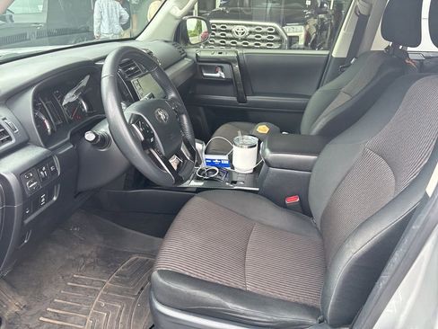 Used 2021 Toyota 4Runner TRD Off-Road AWD/4WD image 6
