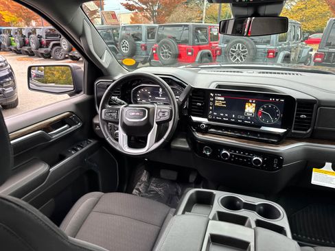 Used 2024 GMC Sierra 1500 Elevation w/ X31 Off-Road Package image 34