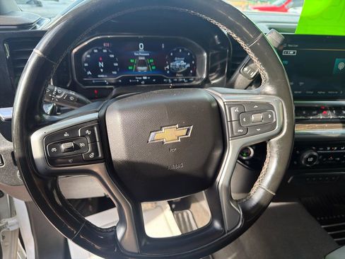 Used 2024 Chevrolet Silverado 3500 LT w/ Convenience Package AWD/4WD image 11