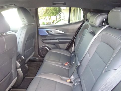 Certified 2024 Chevrolet Equinox EV LT w/ LPO, Blackout Package FWD image 19