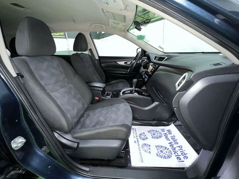Used 2016 Nissan Rogue SV AWD/4WD image 28