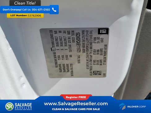 Used 2014 Chevrolet Express 2500 RWD image 17