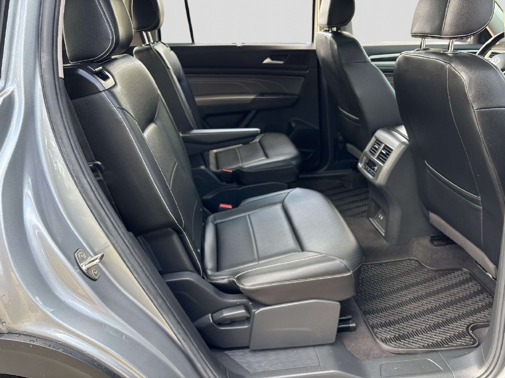 Certified 2023 Volkswagen Atlas SE w/ Panoramic Sunroof Package AWD/4WD image 19