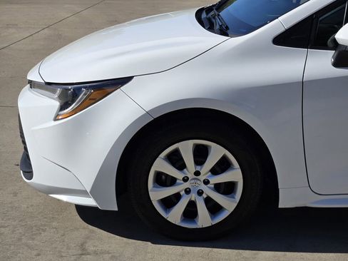 Used 2024 Toyota Corolla LE image 6