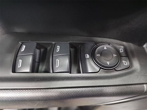 Used 2025 Chevrolet Silverado 1500 Custom image 27