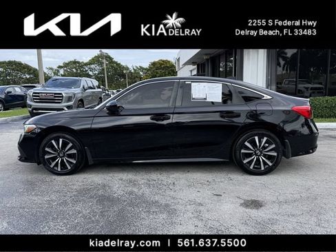 Used 2023 Honda Civic EX image 5