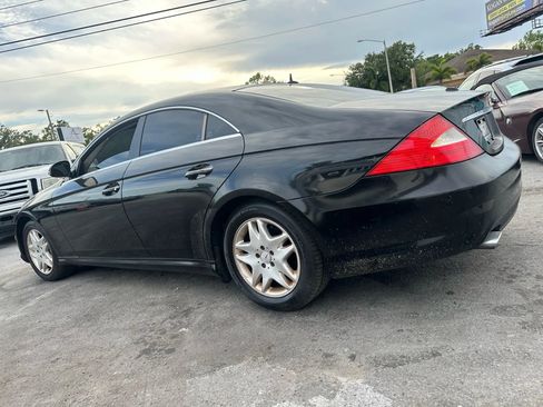 Used 2006 Mercedes-Benz CLS 500 image 3