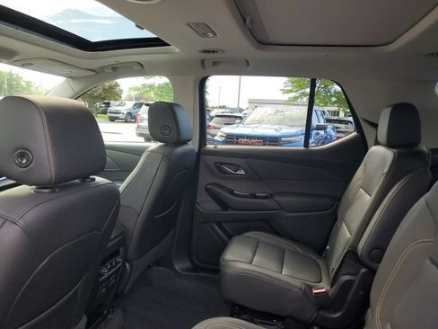 Certified 2020 Chevrolet Traverse Premier w/ Redline Edition AWD/4WD image 10