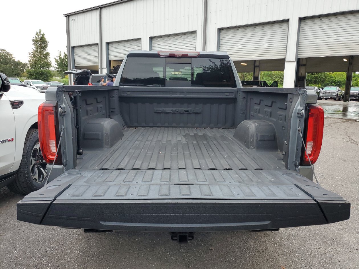 Used 2020 GMC Sierra 1500 Denali w/ Denali Ultimate Package AWD/4WD image 9