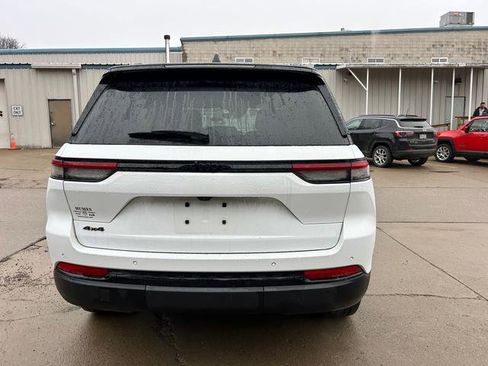 New 2025 Jeep Grand Cherokee Limited AWD/4WD image 4