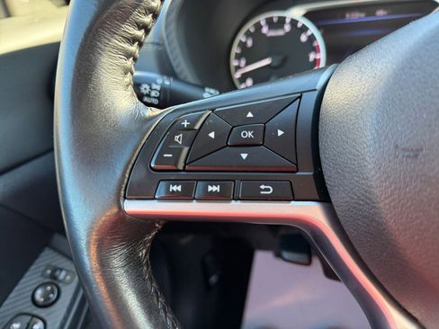 Used 2021 Nissan Sentra SV image 17