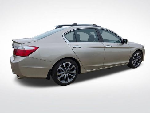 Used 2015 Honda Accord Sport image 14