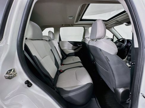 Used 2019 Subaru Forester Premium w/ All-Weather Package AWD/4WD image 27