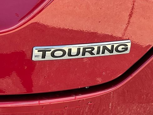 New 2026 Honda Pilot Touring image 9