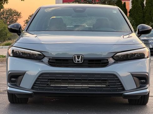 Used 2024 Honda Civic Sport image 9