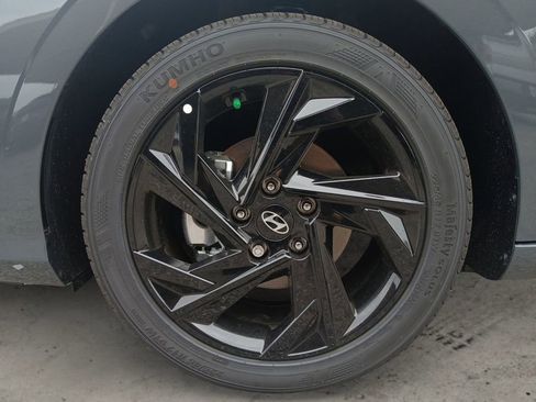 New 2026 Hyundai Elantra Sport FWD image 14